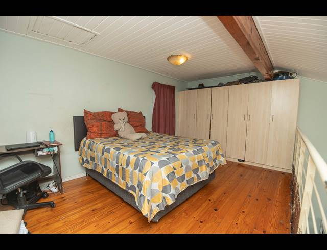 1 BEDROOM APARTMENT FOR SALE IN WALMER HEIGHTS